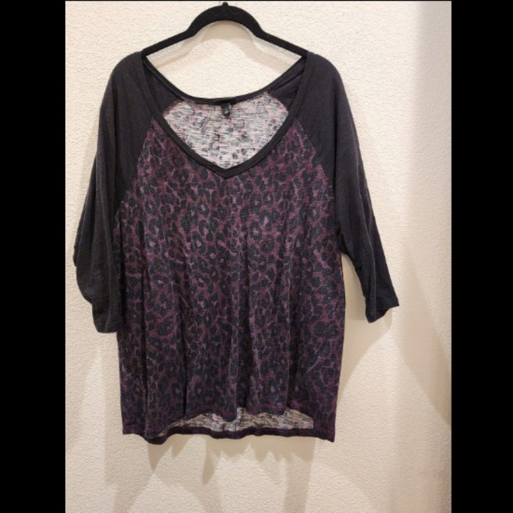 Torrid girly baseball tee size 2